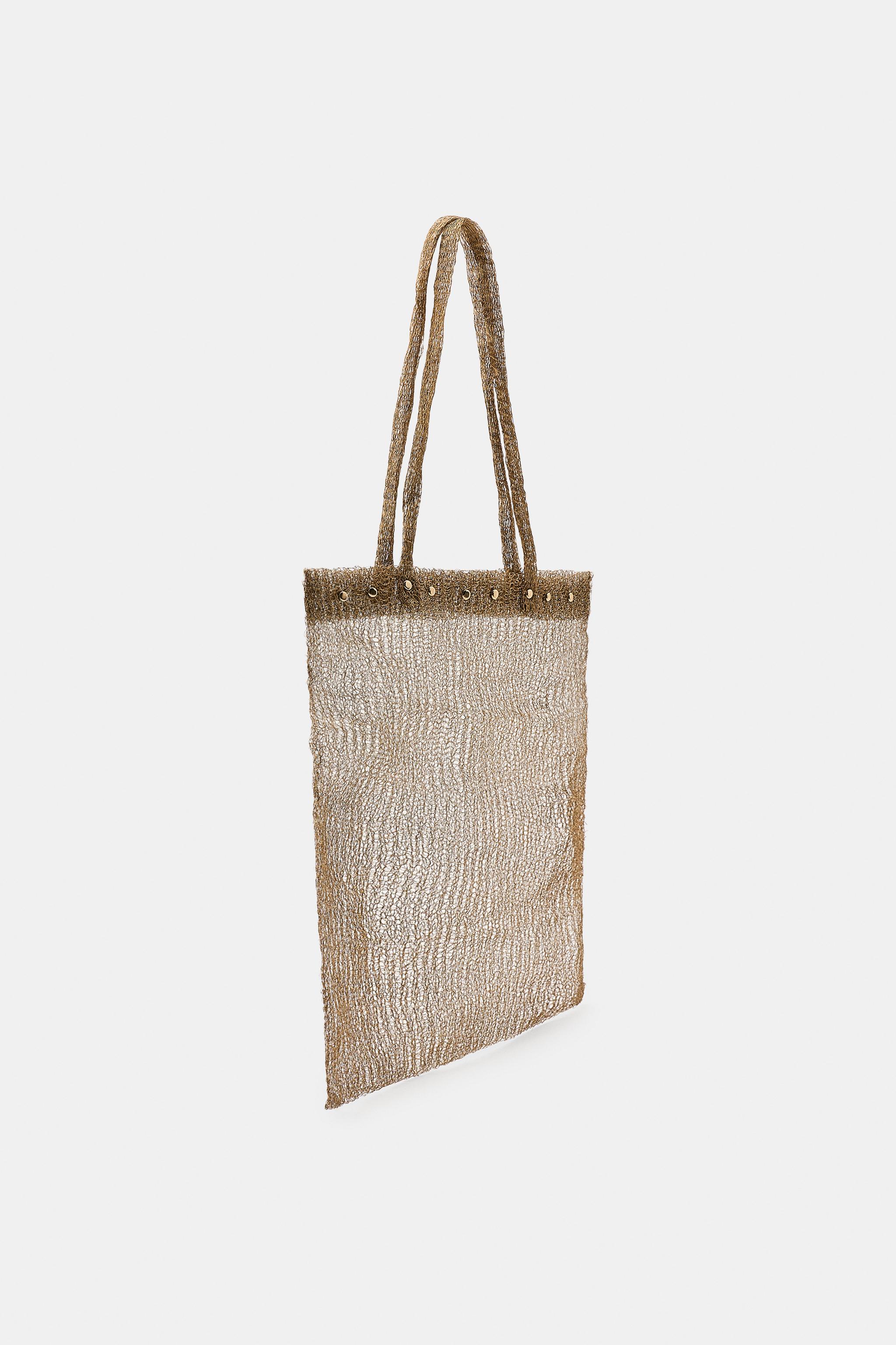 SAC EN MAILLE MÉTALLIQUE À CLOUS
